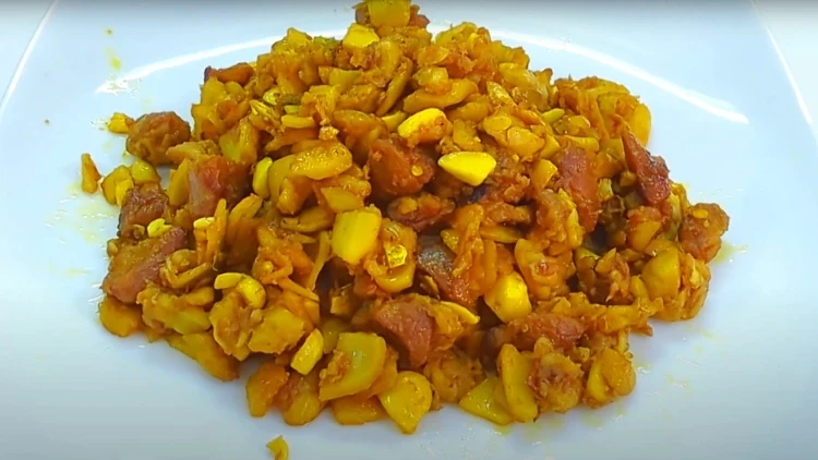 কাঁচা কাঁঠালের ভাজি