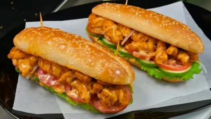 ফ্রাইড চিকেন স্যান্ডউইচ তৈরির রেসিপি!