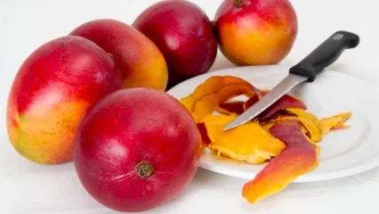 ত্বকের যত্নে আমের খোসা